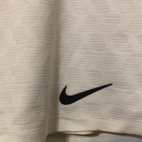 Nike women’s Dri-Fit tennis skort. Large. Black and white front/white back. - Picture 3 of 6